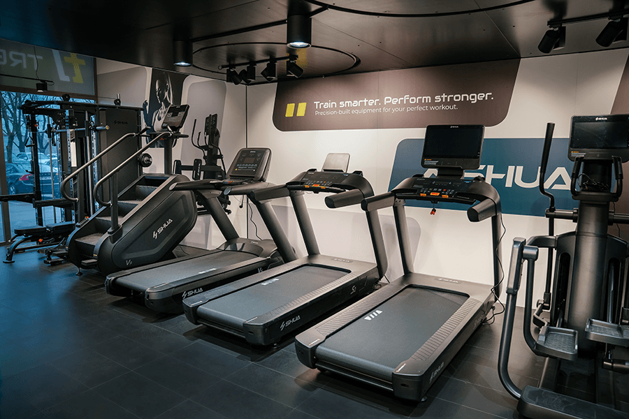 Naprave v salonu Trening Opreme