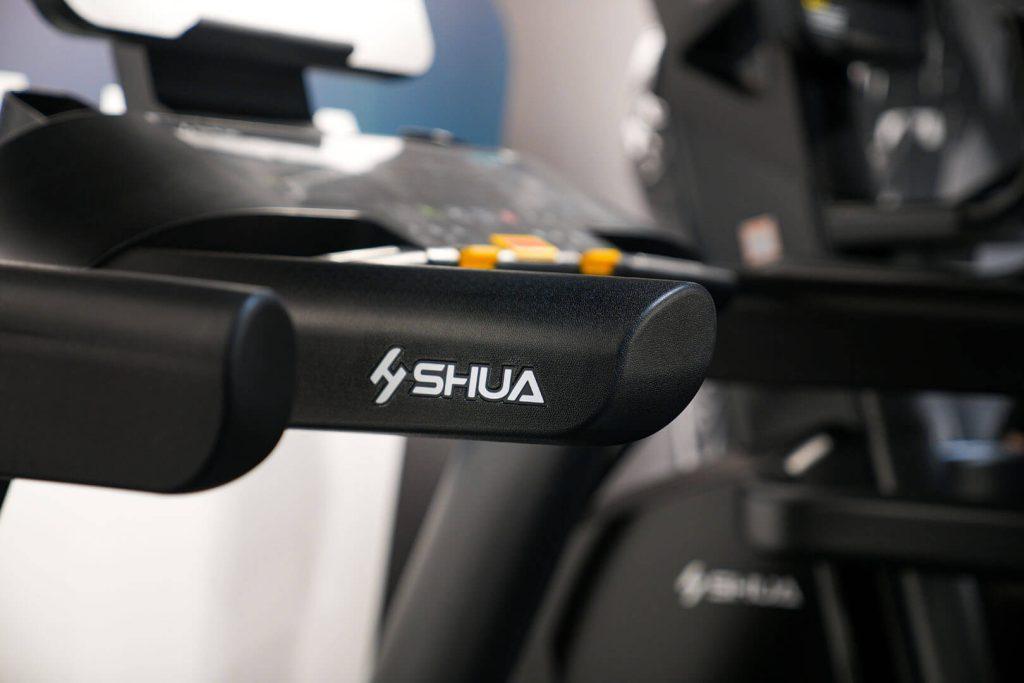 Shua logo na fitnes napravi